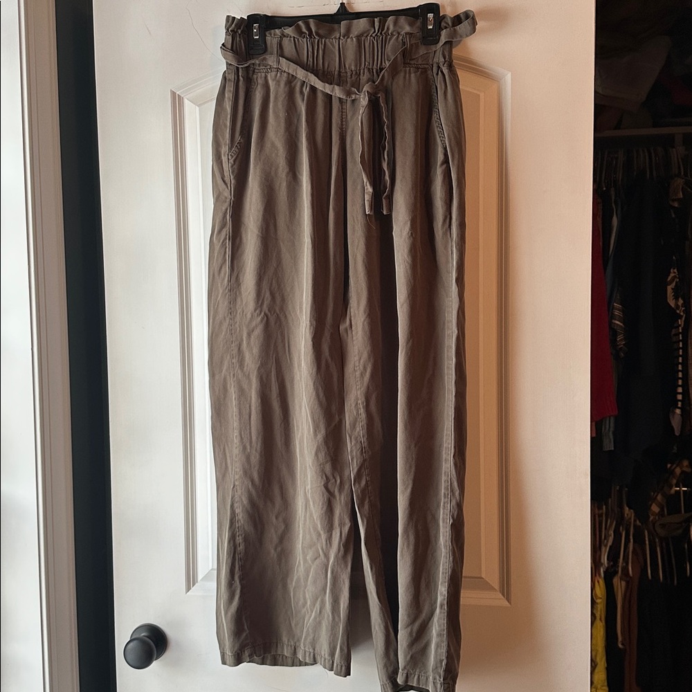 Thread & supply green paper bag pants